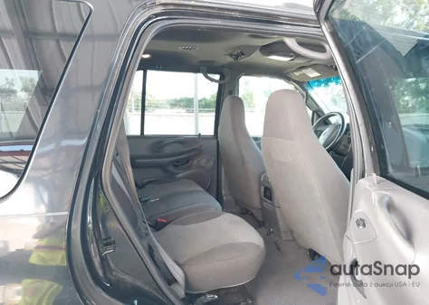 2001 Ford Expedition Xlt из США, поврежденный, VIN 1FMRU16W71LA90885